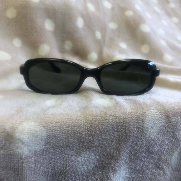 Fendi Accessories - Fendi Black (Onyx) Sunglasses FS231 51I